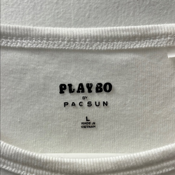 PLAYBOY Cropped White Surf Graphic Tee - Picture 3 of 3
